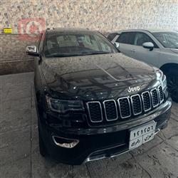 جیپ گراند شیرۆکی